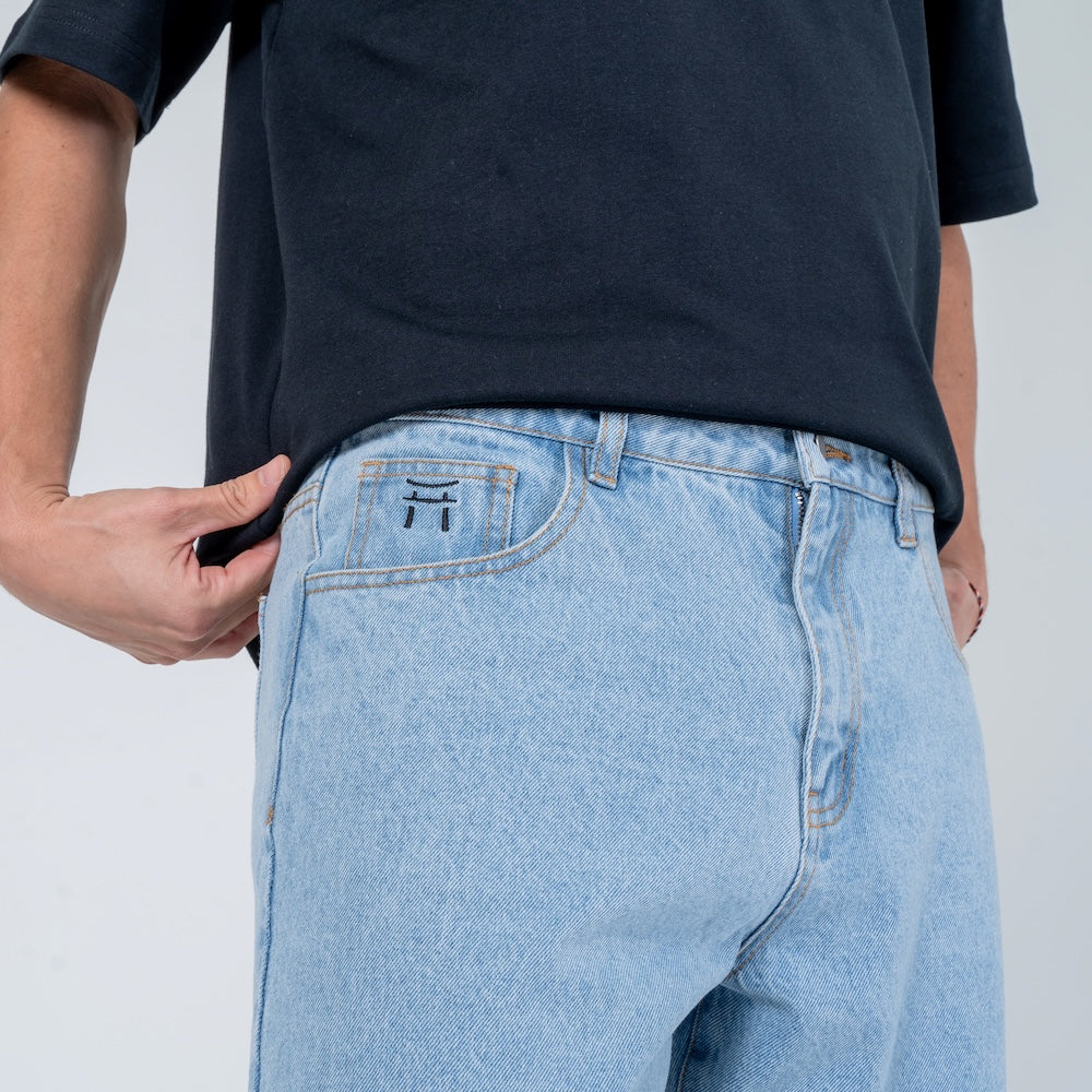 Contemporary Loose Fit Jeans