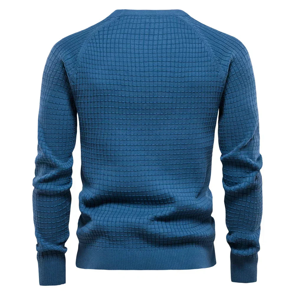 Refined Longsleeve with Diamond Pattern Elegance