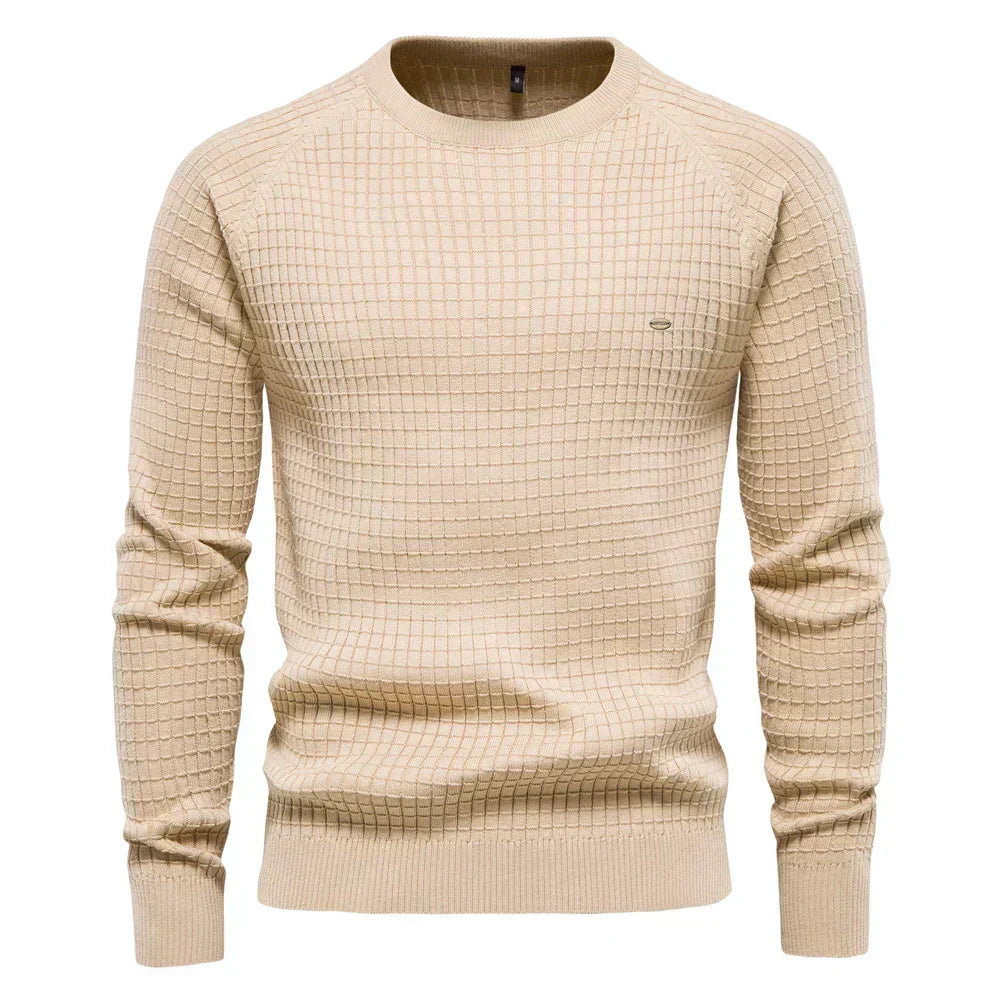 Refined Longsleeve with Diamond Pattern Elegance